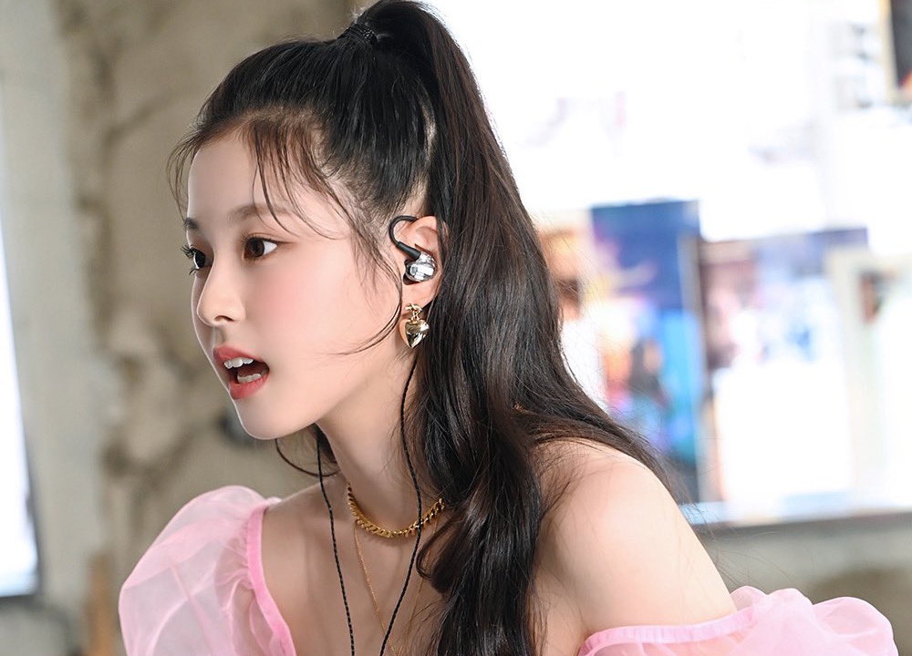 Ca khuc hut 40 trieu luot nghe nhung bi che do nhat o Kpop hinh anh