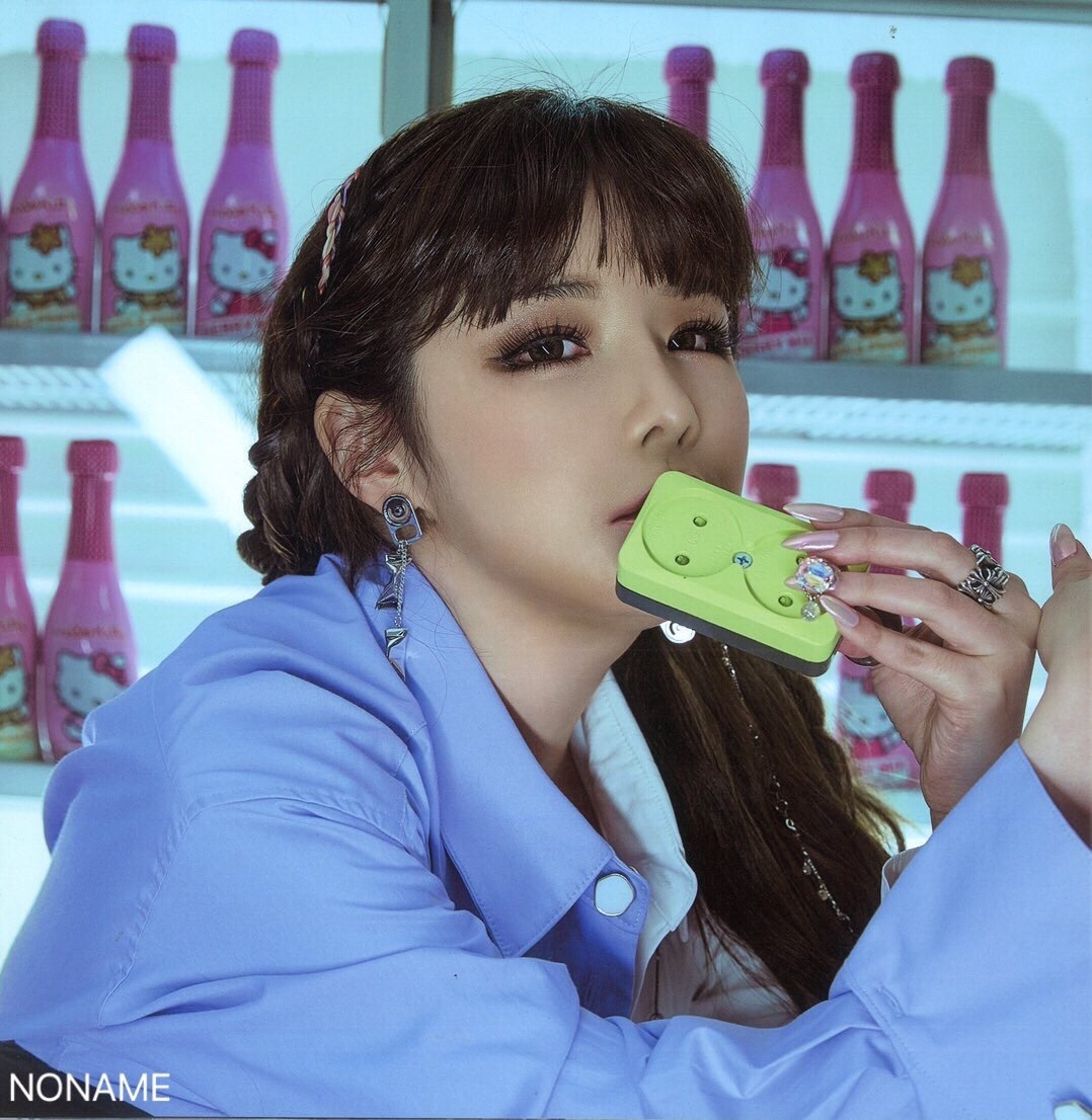 man tan ra gay tranh cai anh 10