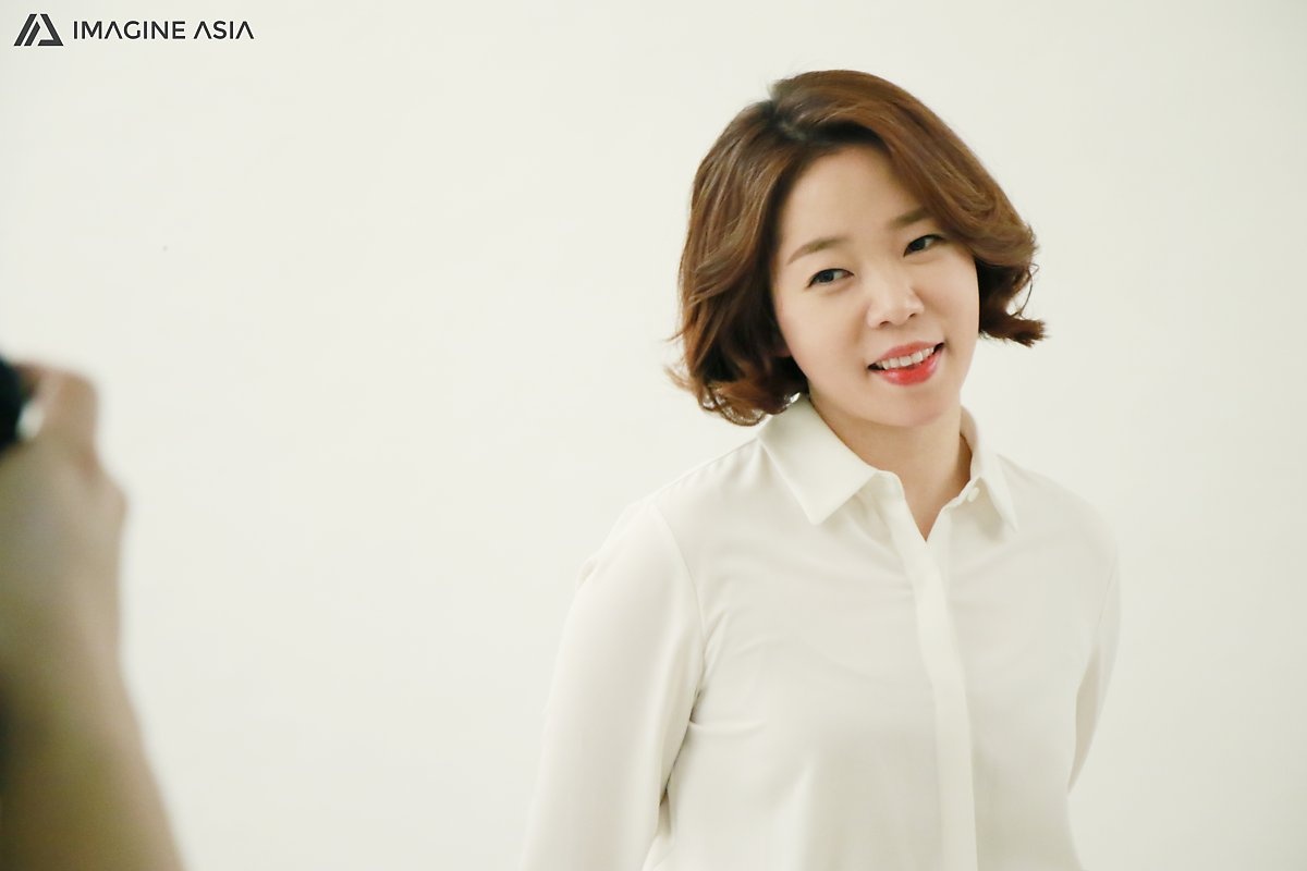 nu dien vien han thuong dong vai xau xi anh 12