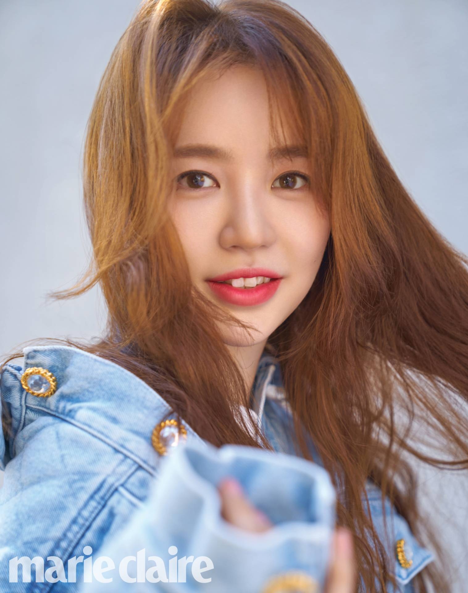 nhom nu tan ra vi bi dan anh miet thi anh 13