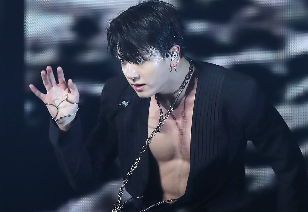 BTS tro thanh ngoi sao dau tien duoc mien nhap ngu? hinh anh