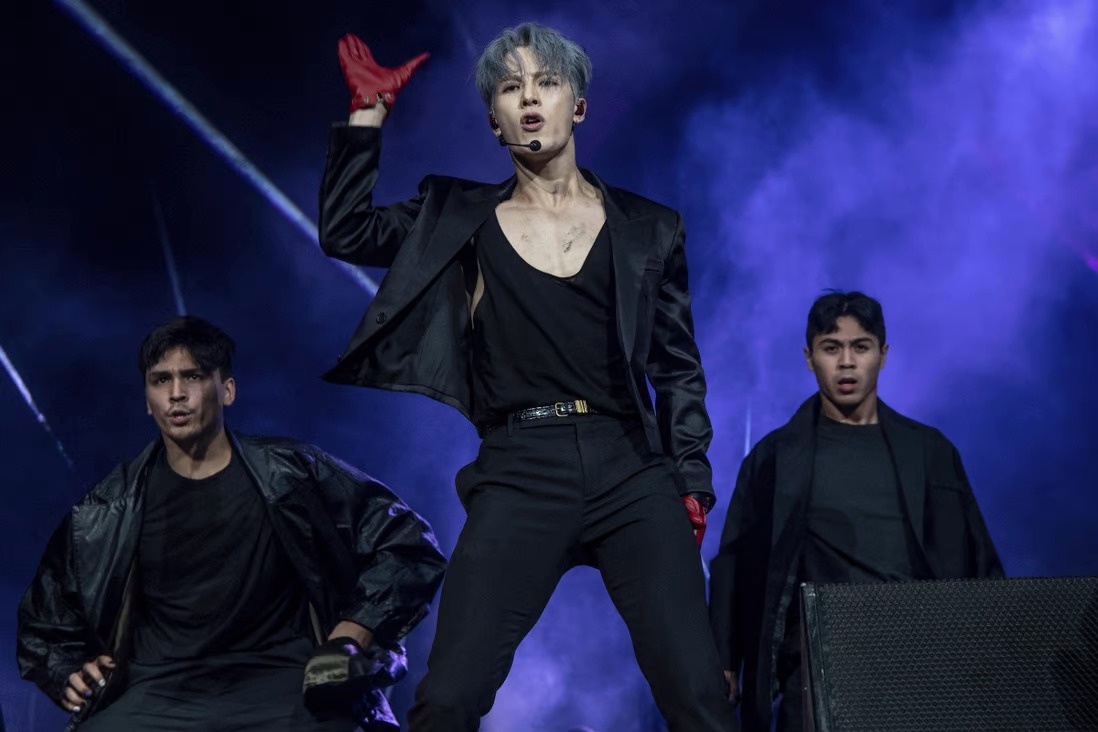 ca si solo nguoi trung dau tien tai coachella anh 4