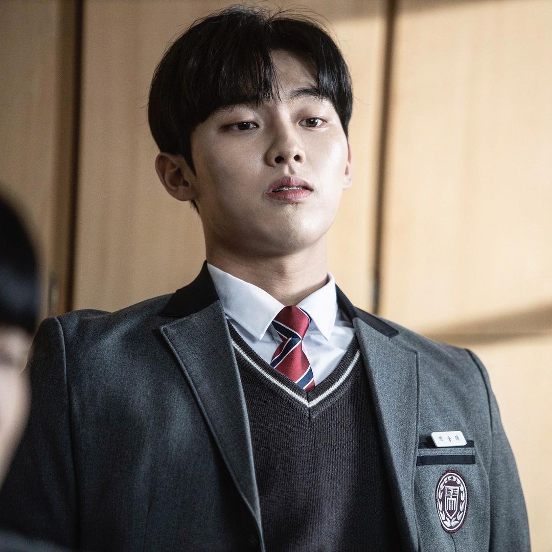 bao luc hoc duong trong phim anh han anh 7