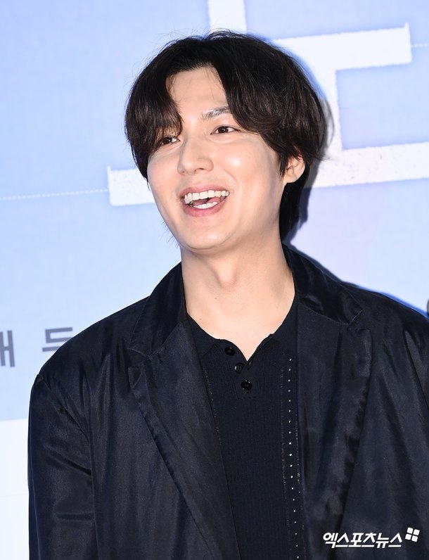 buoi cong chieu bo phim broker anh 15