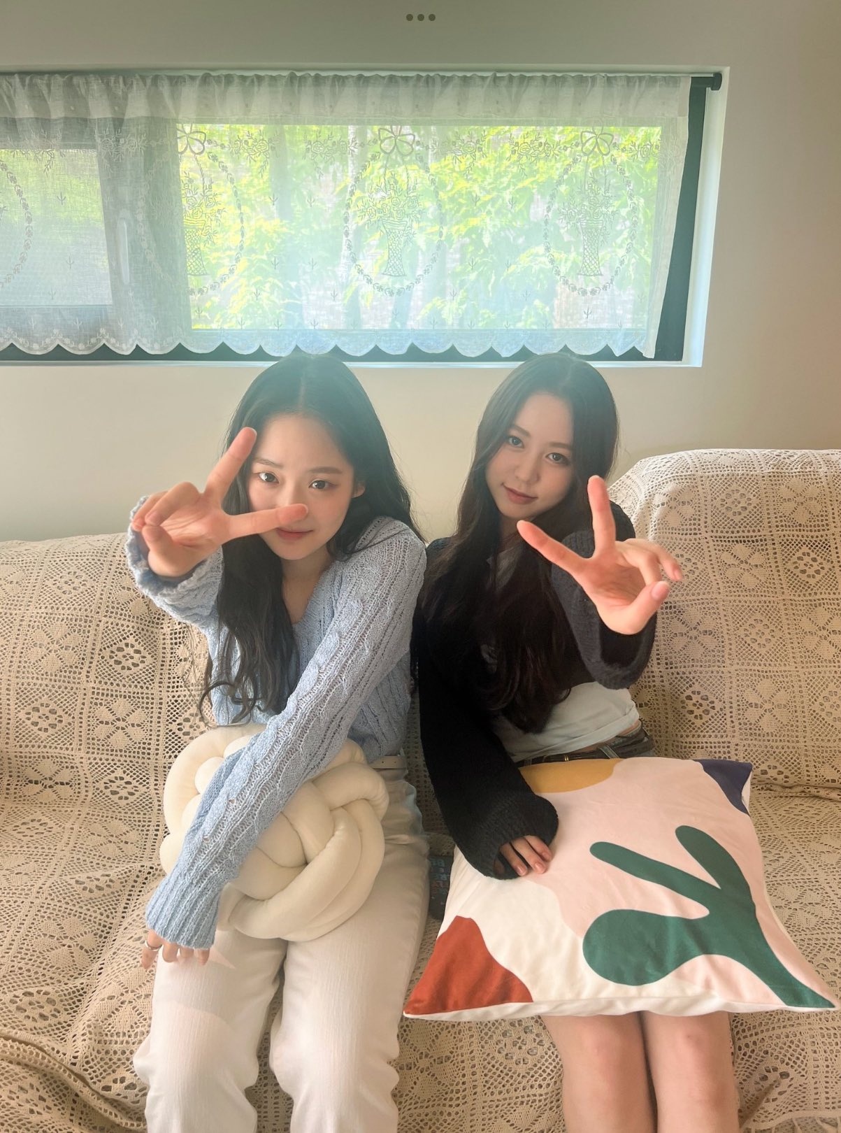 nhom nhac nu 24 thanh vien anh 1