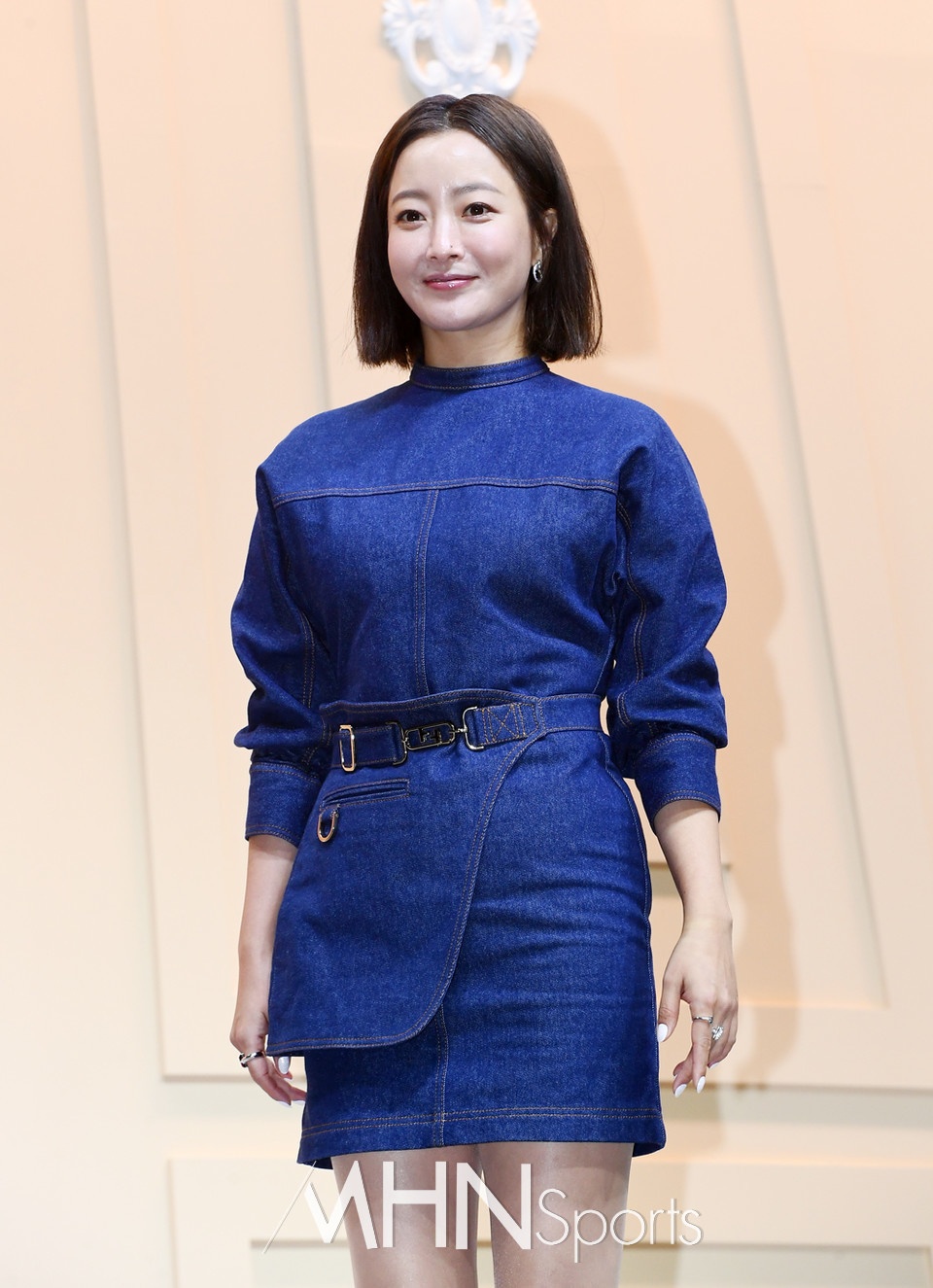 ngoai hinh kim hee sun o tuoi 40 anh 4