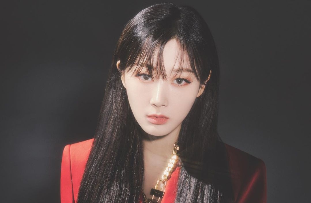 Nu ca si thuong xuyen mac loi vu dao hinh anh