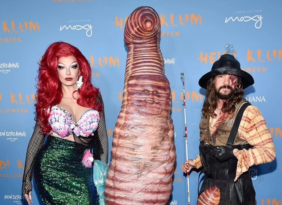 Man hoa trang cong phu cua Heidi Klum cho tiec Halloween hinh anh