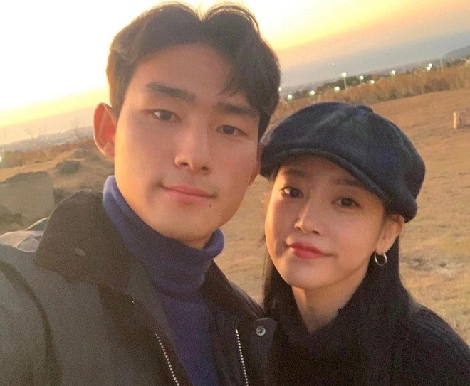 So Yeon (T-ara) hoan cuoi de chong thi dau World Cup hinh anh