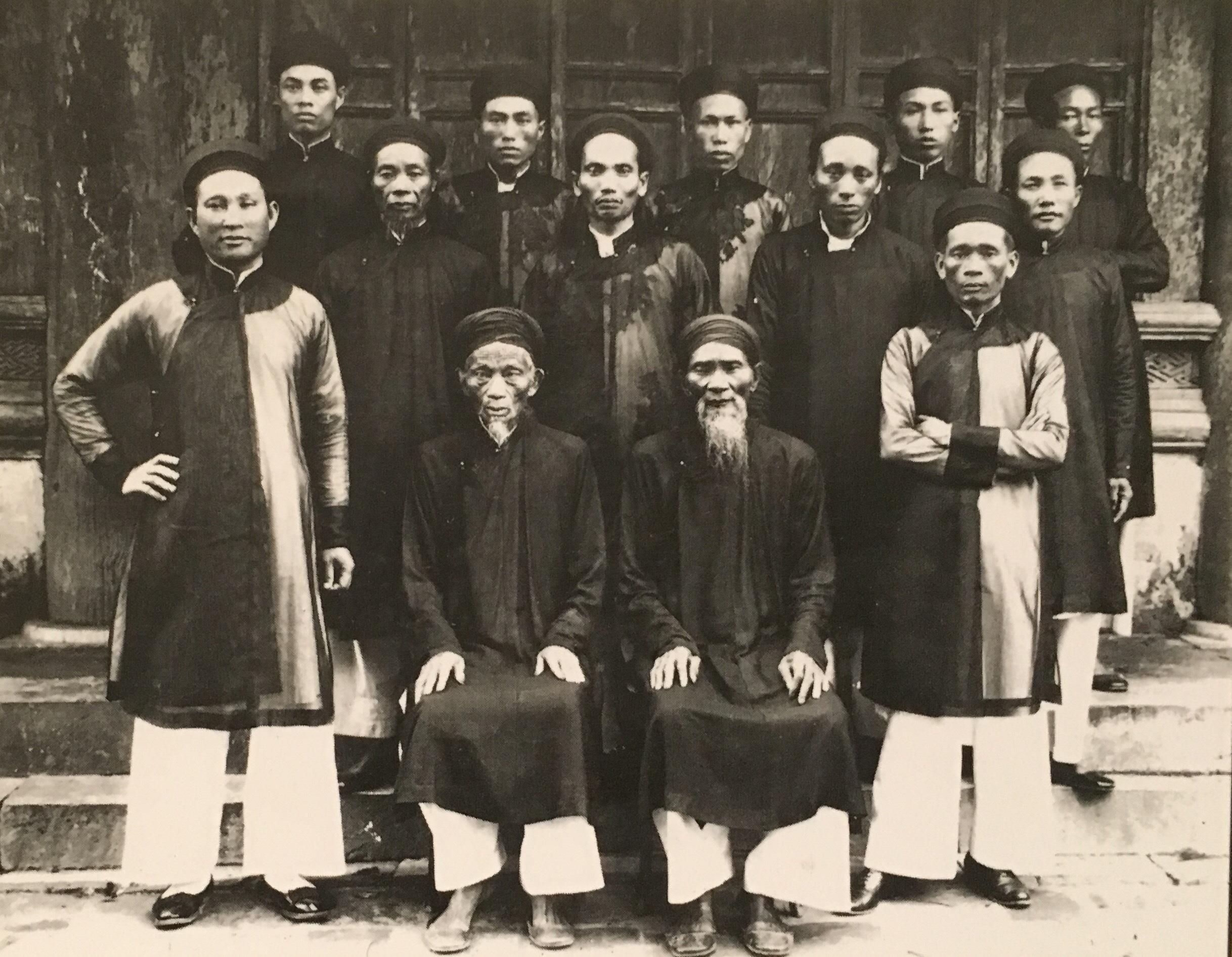 Nhan danh tap chi,  ngoi thu,  tuc le,  lang xa anh 2