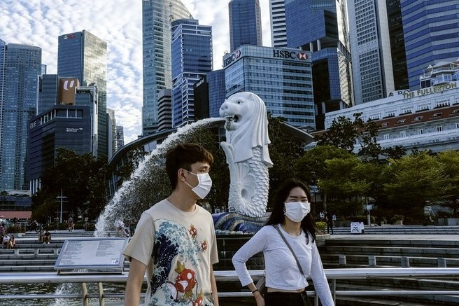 Loi song khac biet o nuoc co 70% dan so duoc tiem du lieu vaccine hinh anh