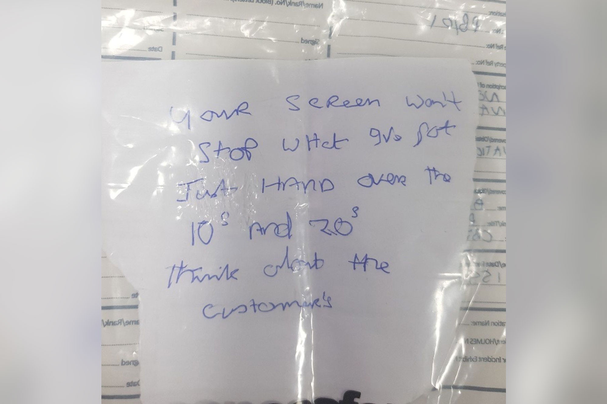 Cuop ngan hang bi bat vi chu xau anh 1