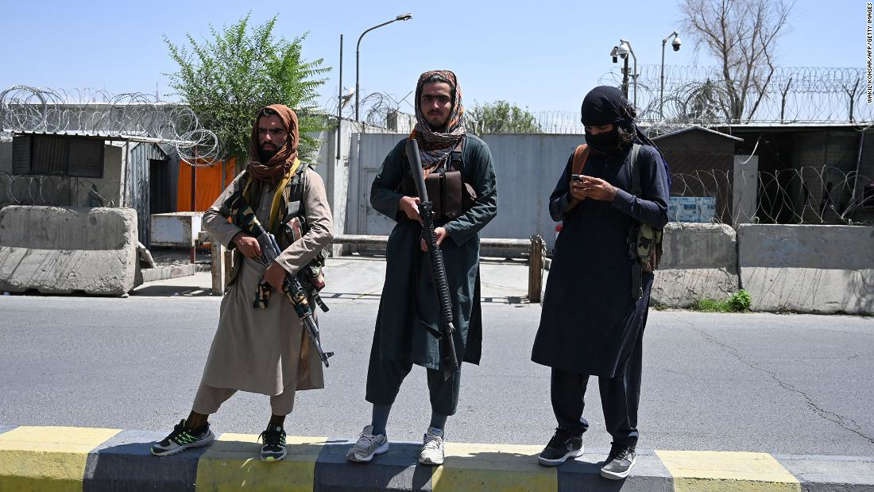 Tranh gianh quyen luc o Afghanistan anh 1