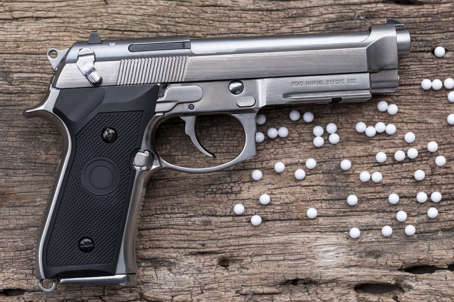 Tro dua AirDrop khien may bay so tan anh 1