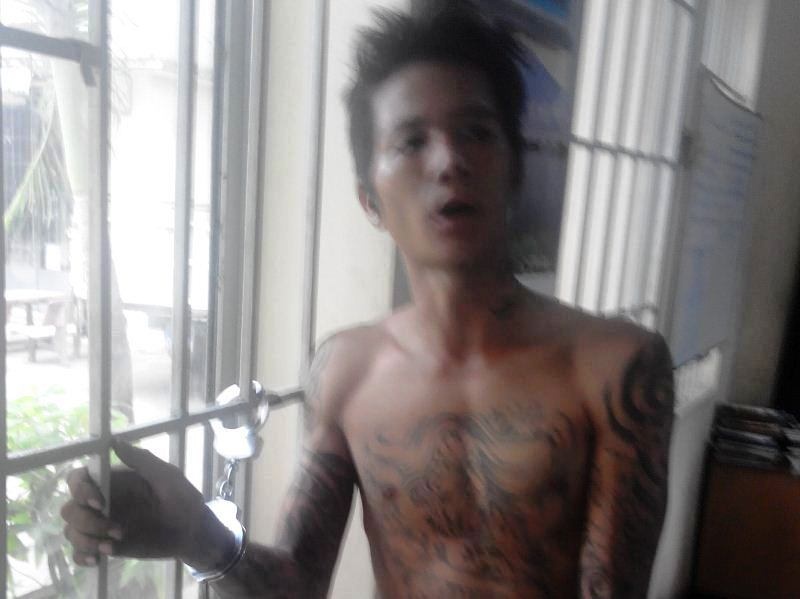 Hang chuc nguoi dan bat ten cuop xam tro hinh anh