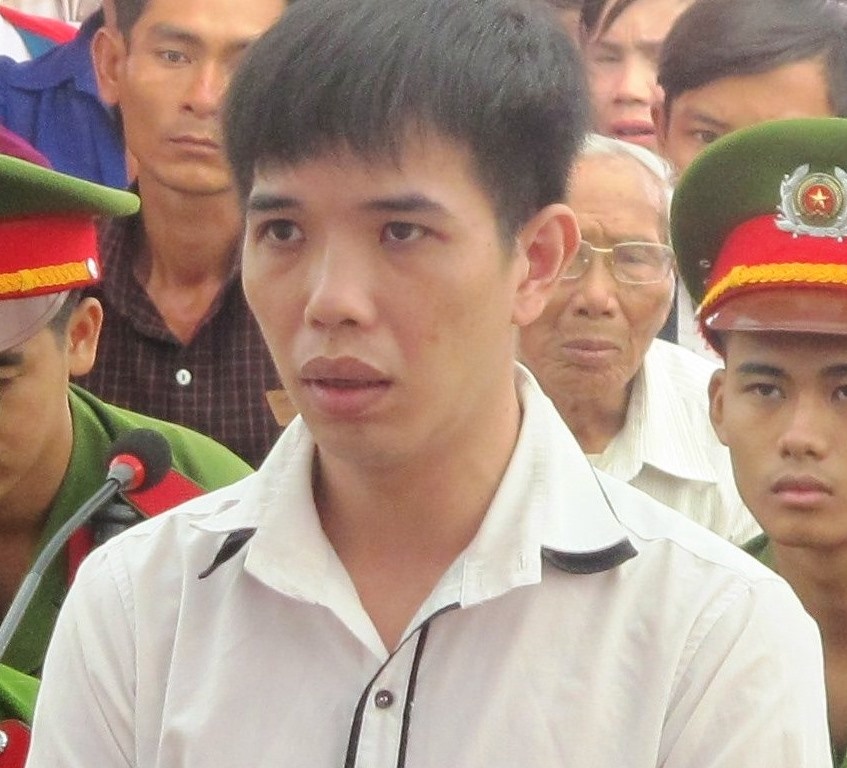 Sat hai nguoi tinh roi dim xac xuong ao hinh anh