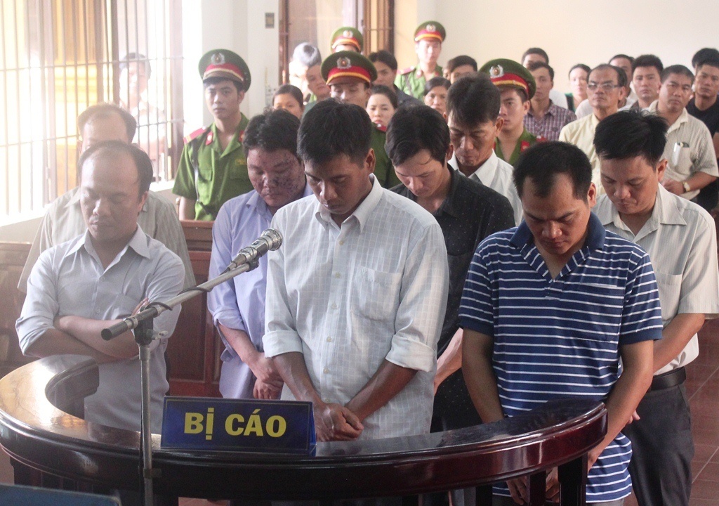 8 bao ve danh hoc vien cai nghien den chet hinh anh