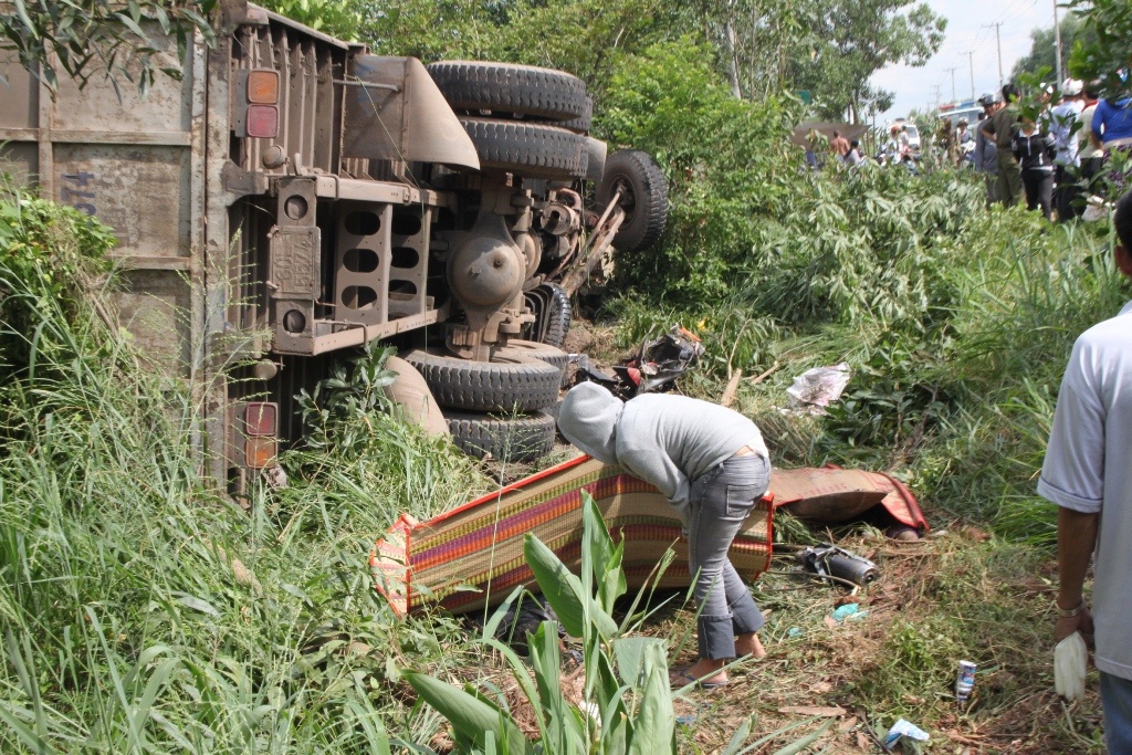 Hiện trường vụ tai nạn khiến 3 chị em ông Công tử vong. Ảnh: Ngọc An