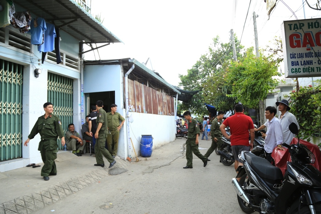 Hai me con thieu nu chet bat thuong trong phong tro hinh anh