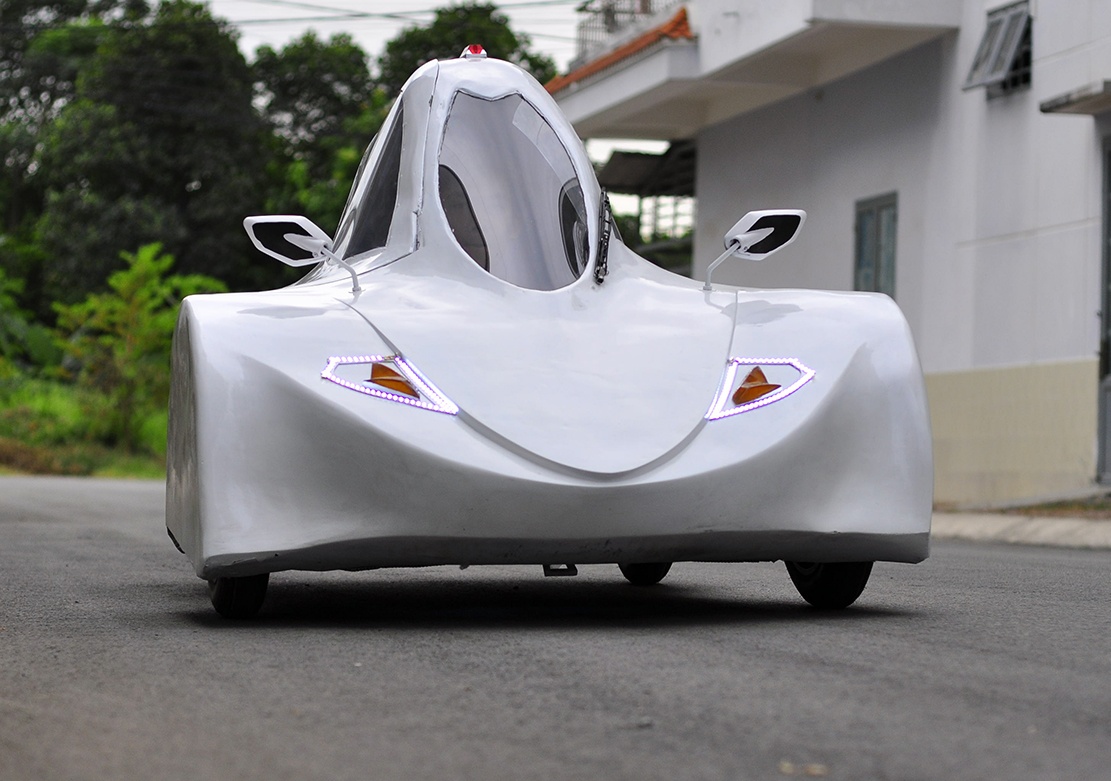 Sinh vien Dong Nai che tao xe chay 200 km chi het 1 lit con hinh anh