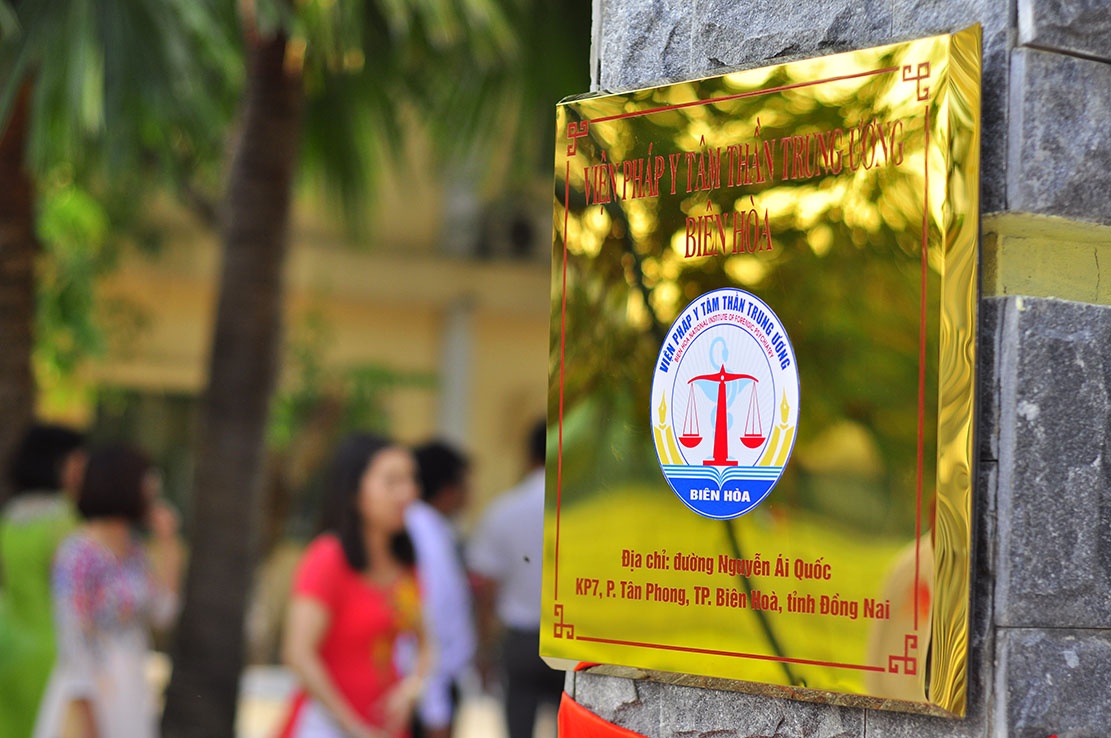 Bo truong Y te gan bang lap vien Phap y tam than hinh anh