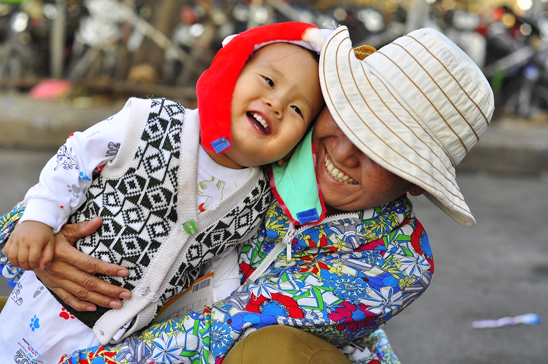 Nhung chuyen xe xuyen giao thua ve mien Trung hinh anh