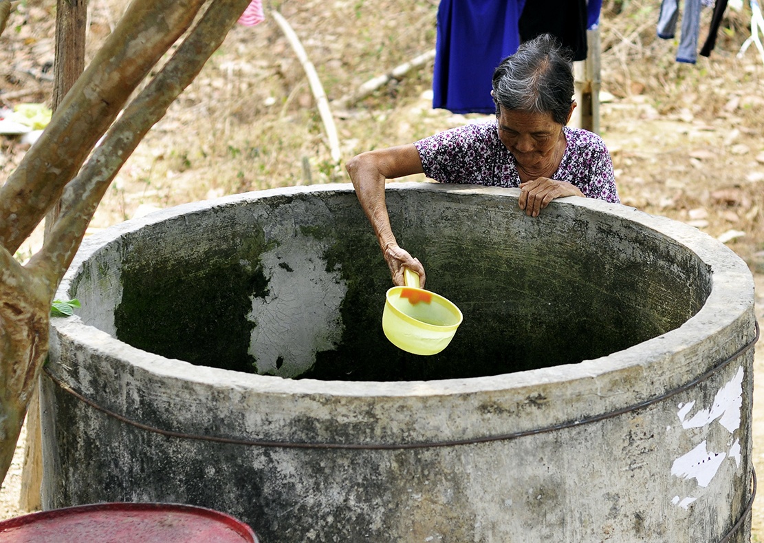 cuu han cho nong dan anh 1