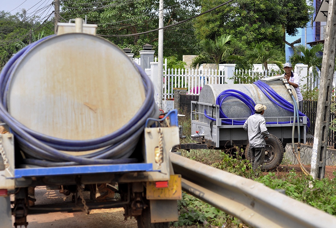 cuu han cho nong dan anh 2