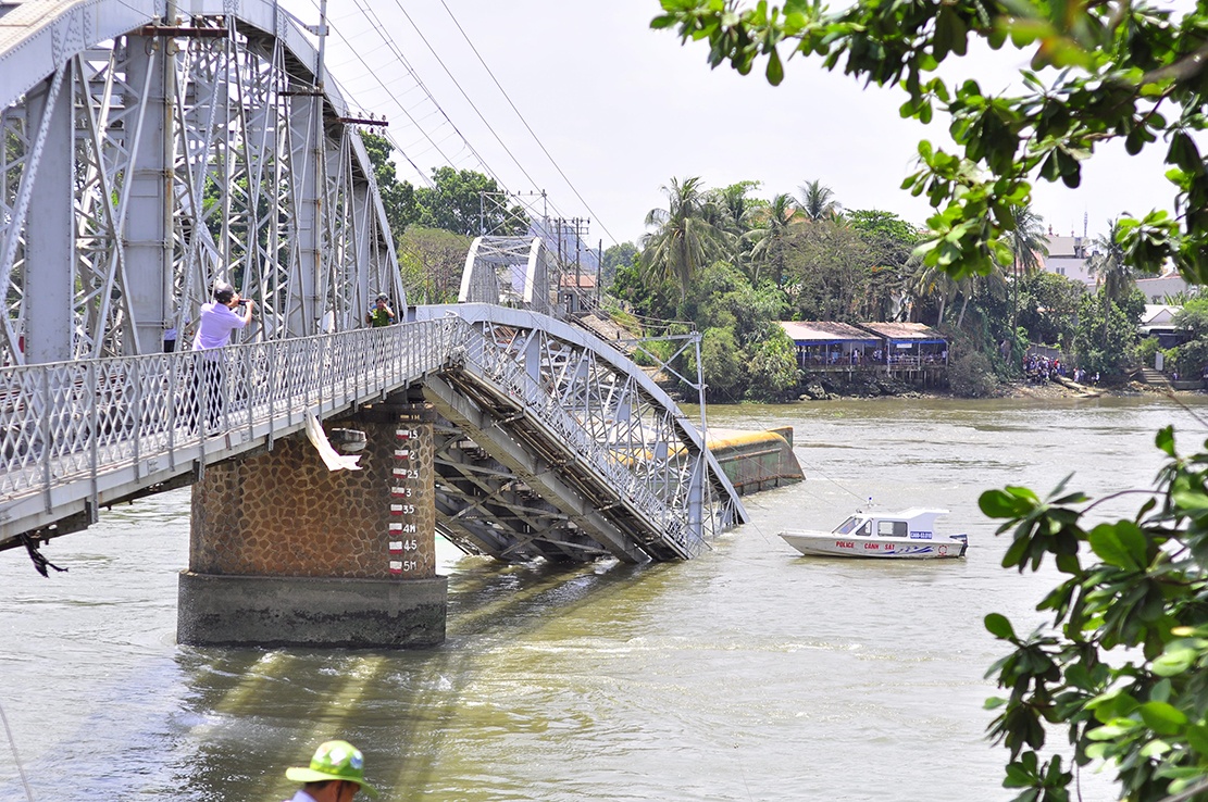 Chi phi truc vot cau Ghenh hon 12 ty dong hinh anh