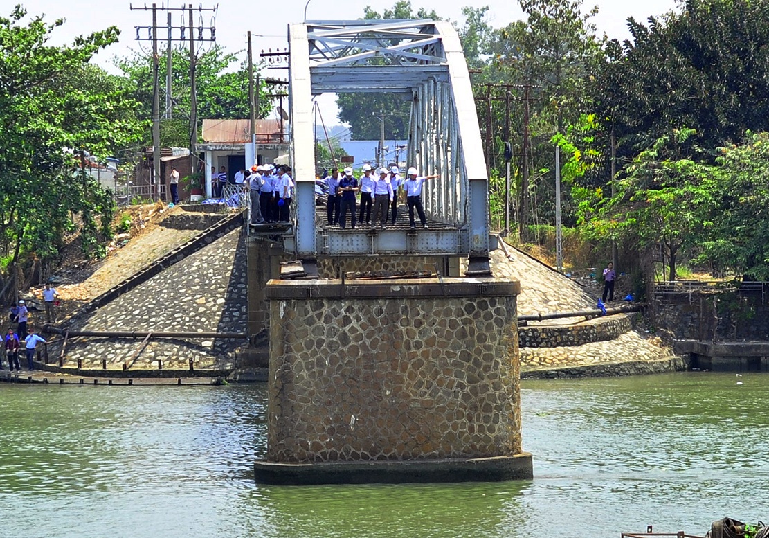 sap cau Ghenh o Dong Nai anh 4