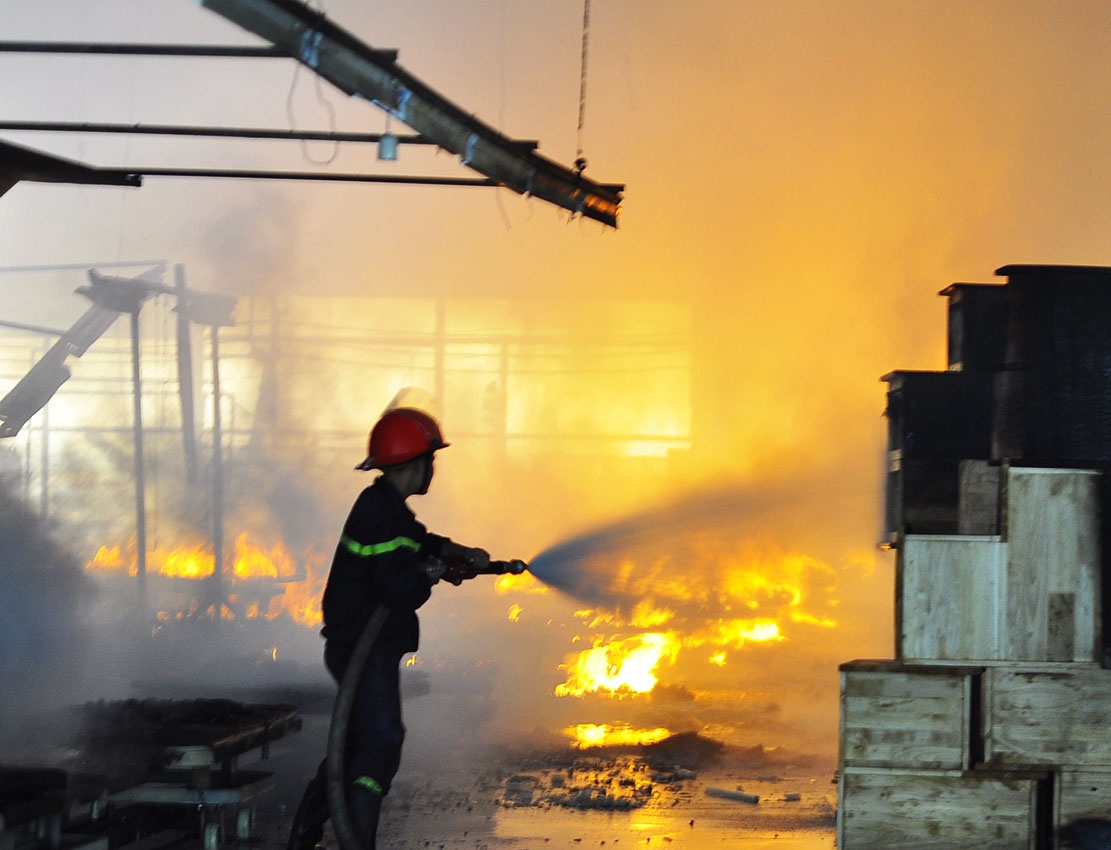 Chay xuong go o Dong Nai anh 1