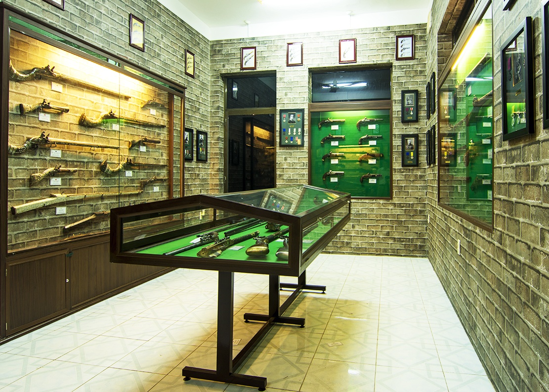 Bao tang vu khi anh 8