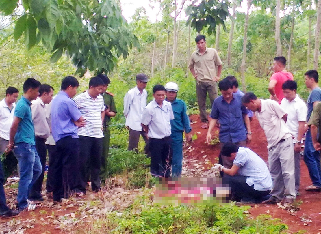 thanh niên bị giết trong lô cao su ảnh 1 thanh nien bi giet trong lo cao su anh 1