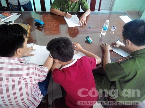 Bat nhom cuop giat gay chet nguoi o khu vuc Bai Tien hinh anh