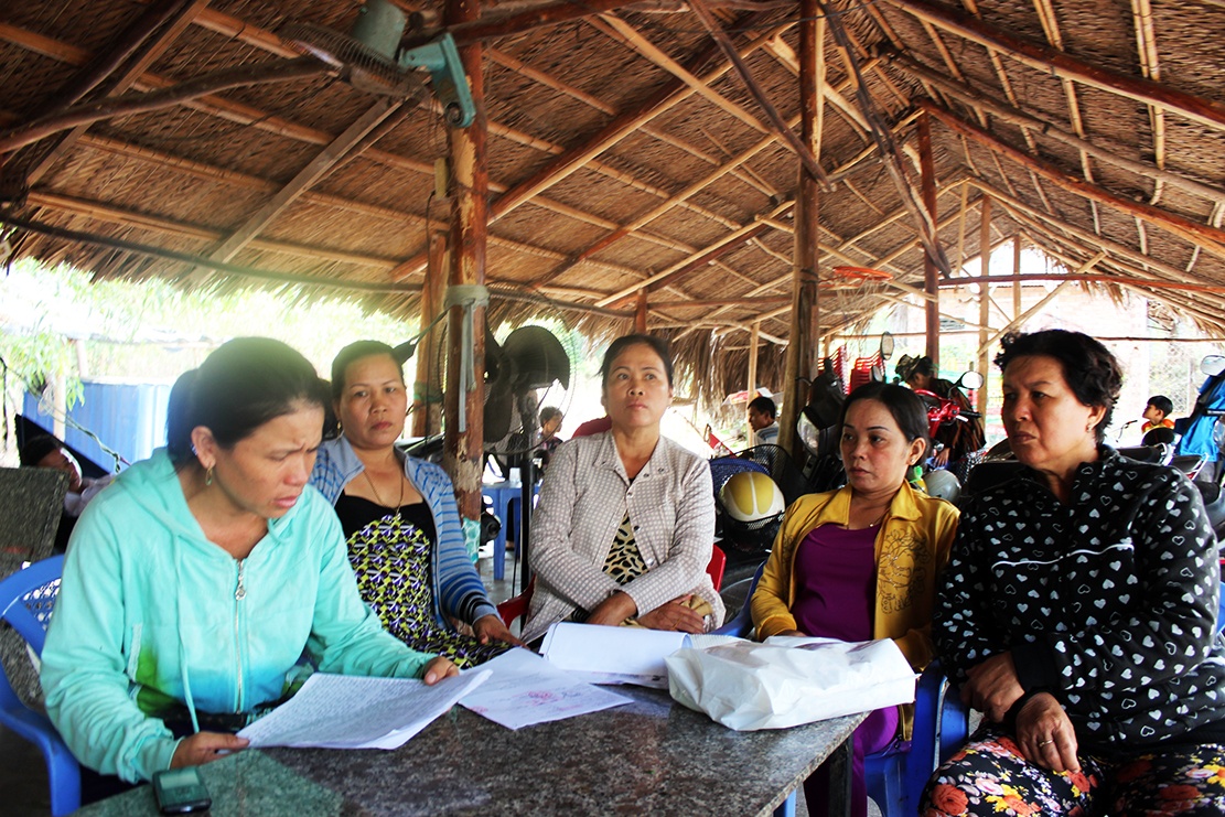 Chu hui tuyen bo pha san, 100 nguoi dieu dung hinh anh