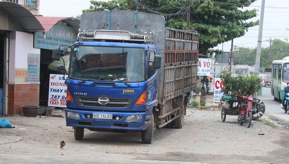 Dan truy duoi 2 km bat tai xe gay tai nan chet nguoi hinh anh