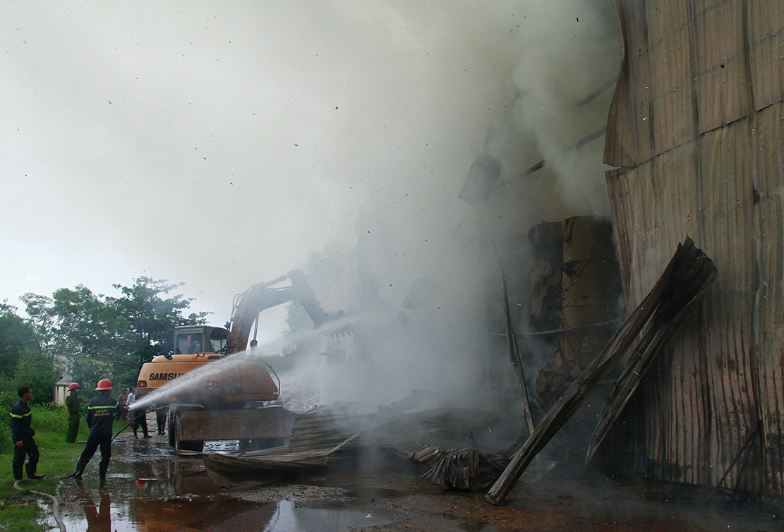 chay cong ty giay o Binh Duong anh 1