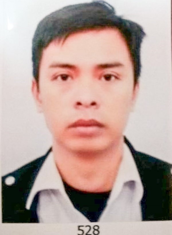 thuong uy cong an ra dau thu anh 1