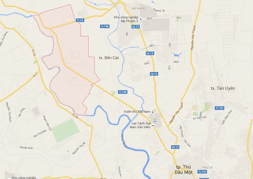 Co gai quy lay ten cuop iPhone anh 2