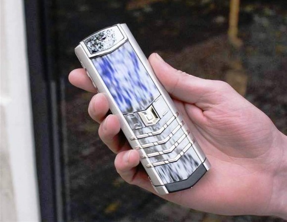 tui xach chua tien ty bi cuop anh 1