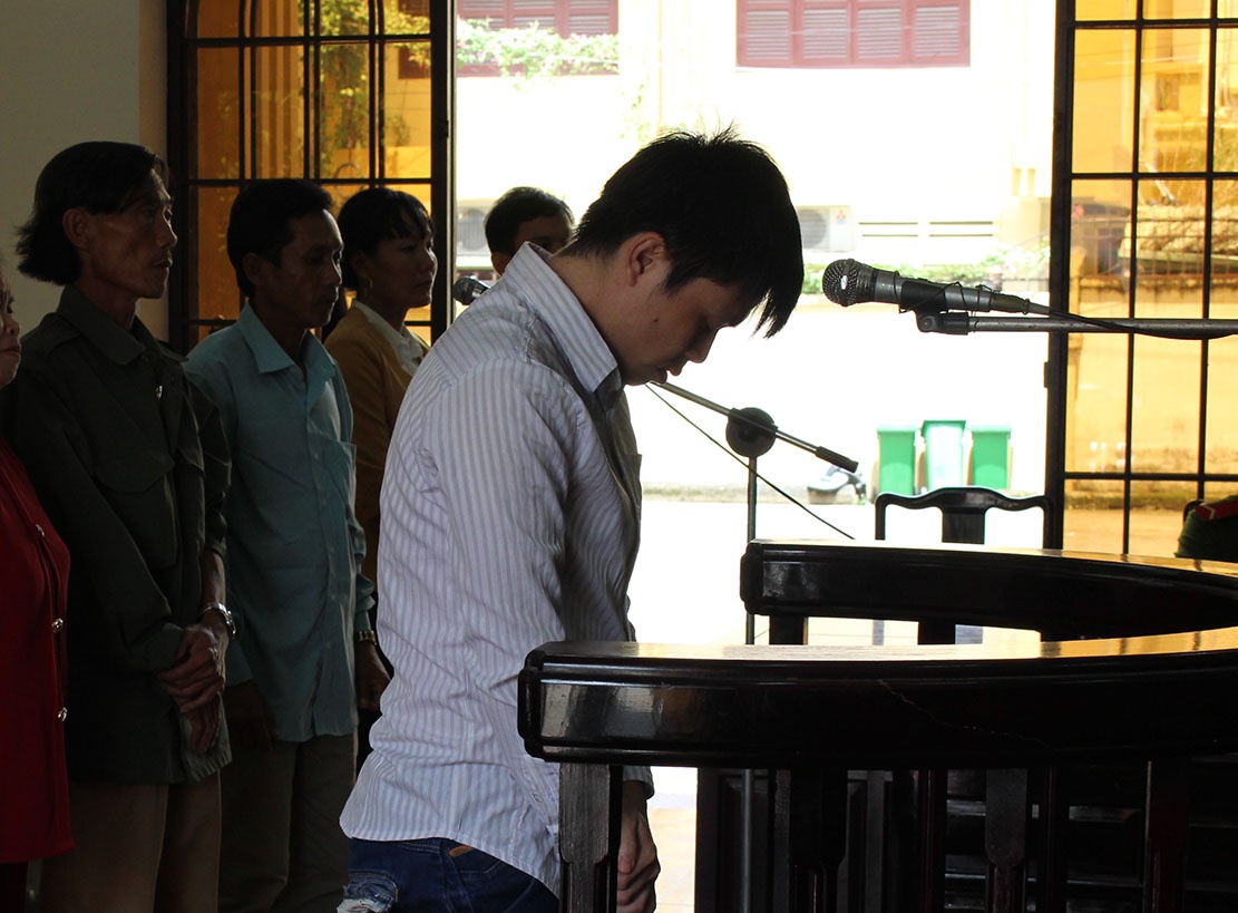 tranh gianh ban gai anh 1