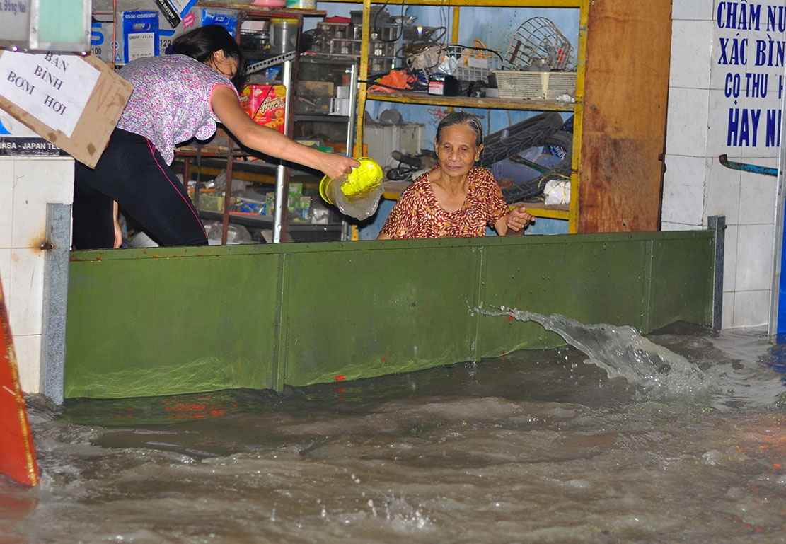 chon chan duoi mua ngap anh 2