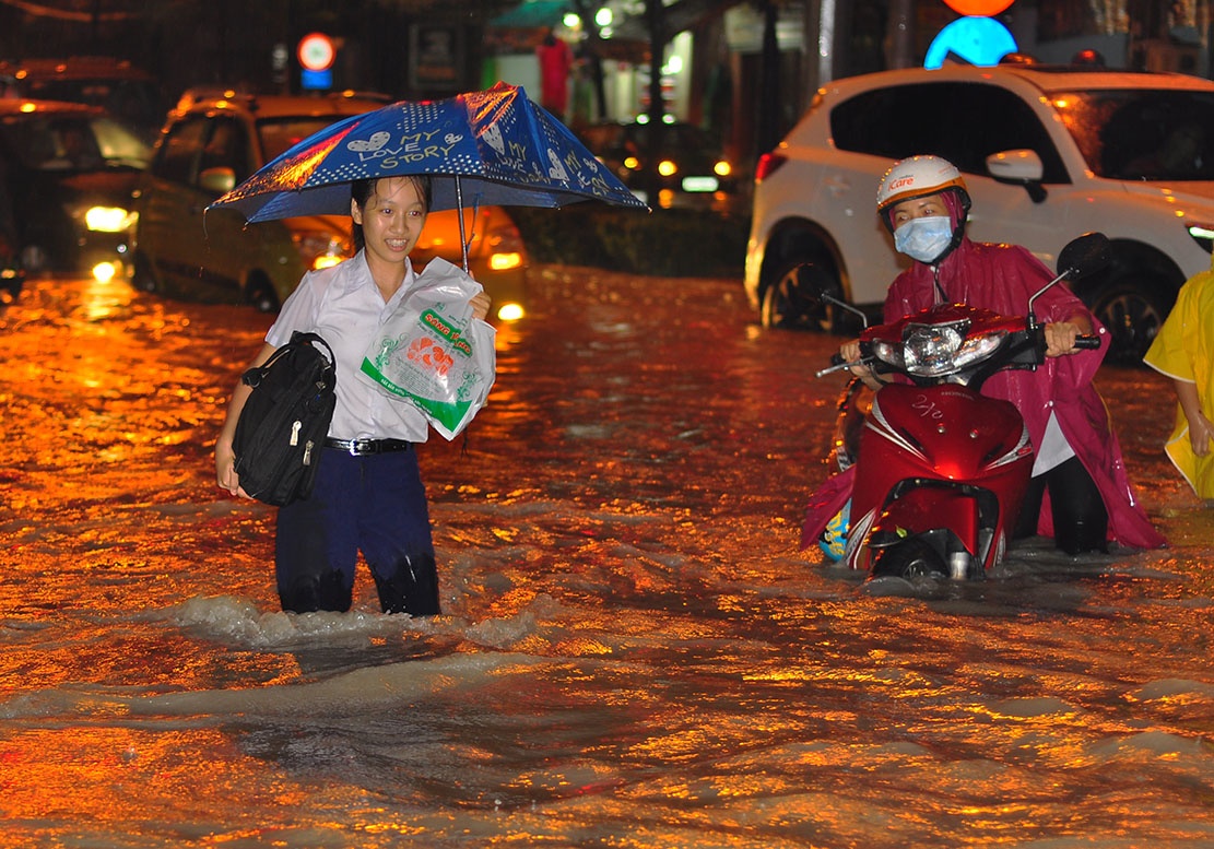 chon chan duoi mua ngap anh 6