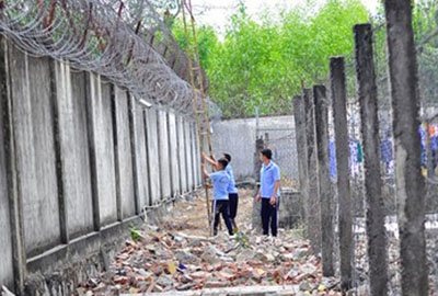 15 nguoi tron trai cai nghien bang khan tam hinh anh