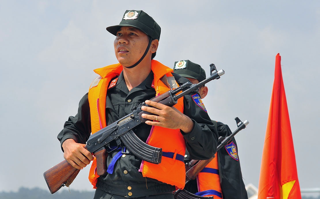 dien tap chong thien tai,  toi pham anh 1