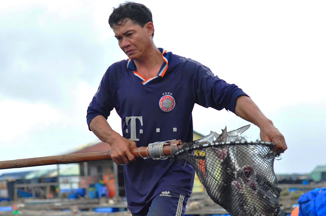 Vu dem ca chet ra quoc lo: Ngu dan phai ban dat tra no hinh anh