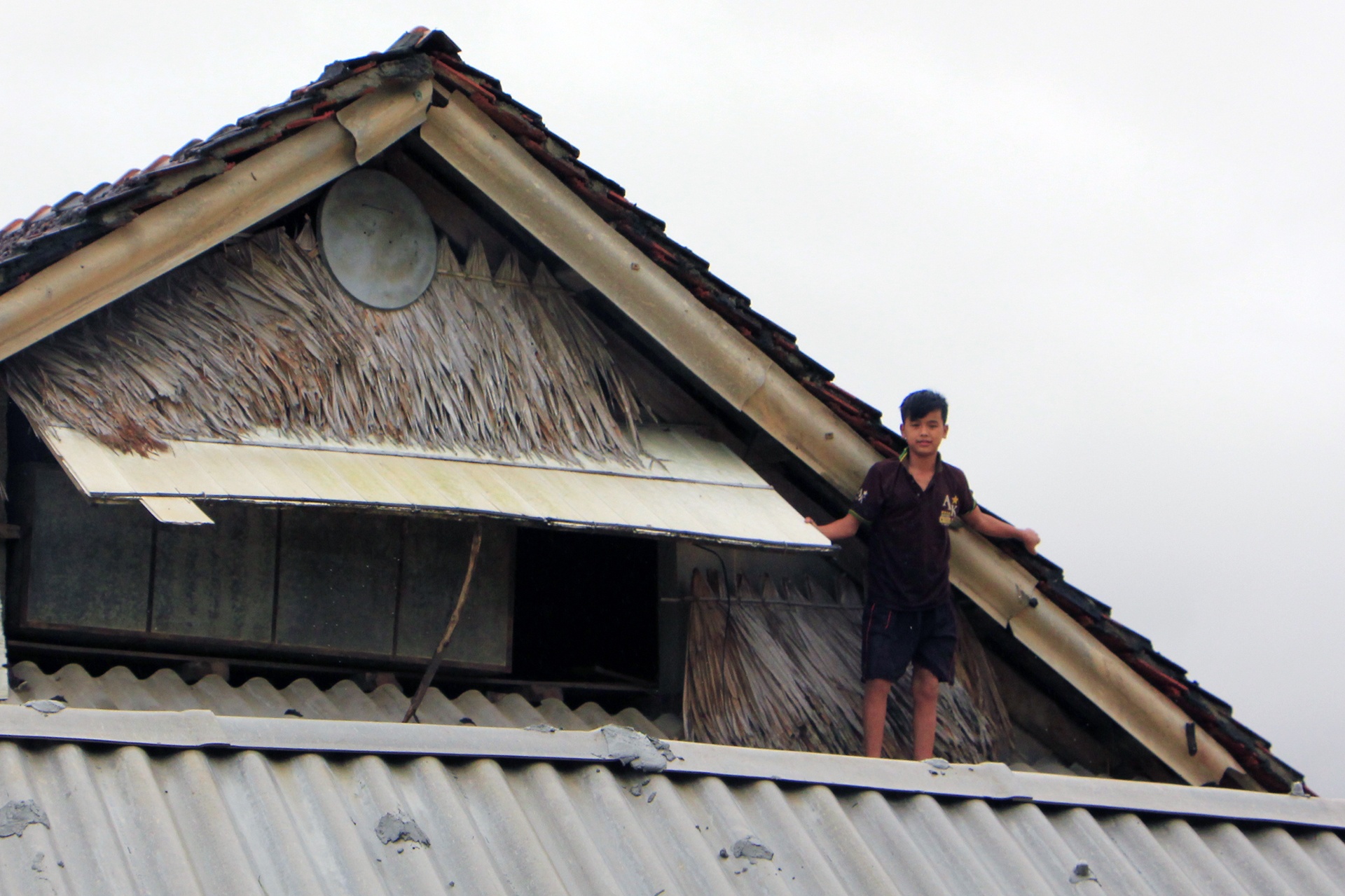 Thu tuong yeu cau ung pho khan cap mua lu tai mien Trung hinh anh