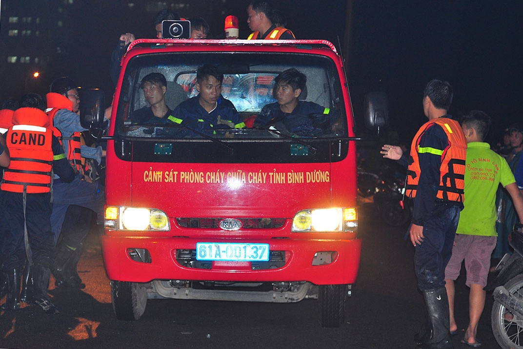 trang dem tim be trai mat tich anh 2