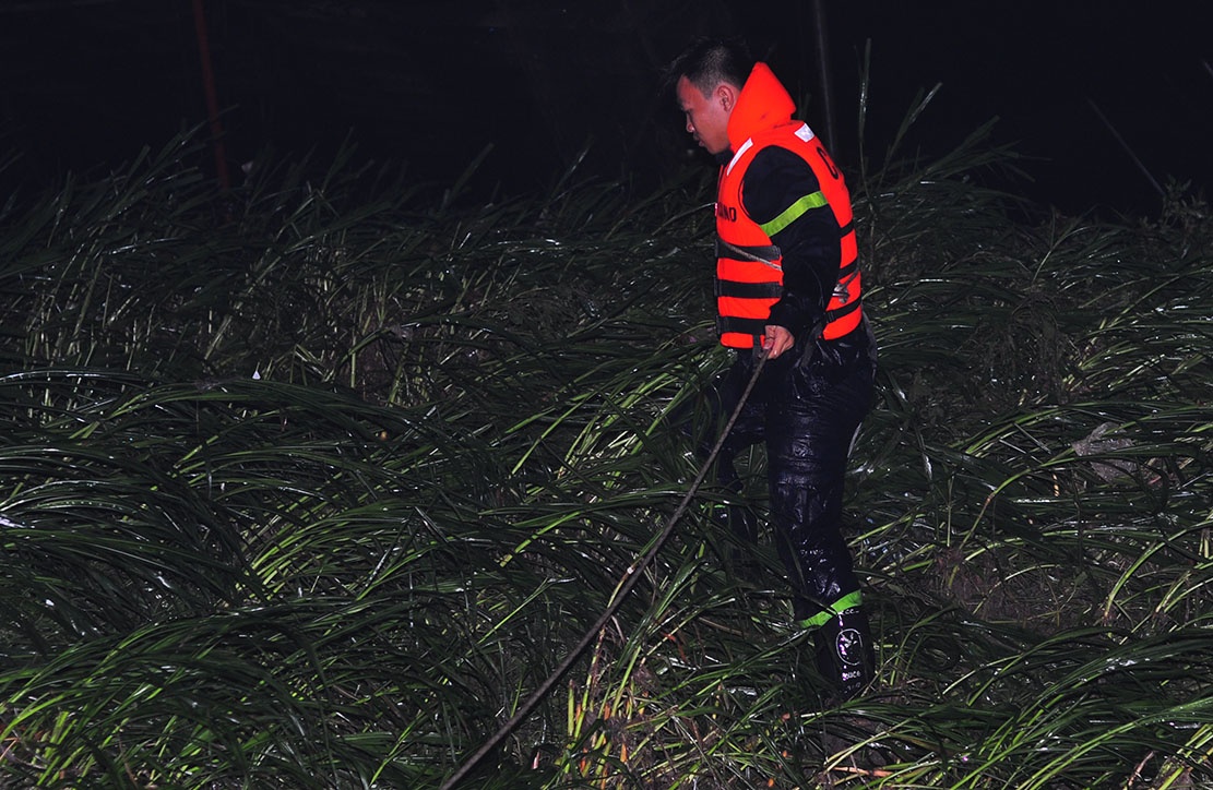 trang dem tim be trai mat tich anh 10