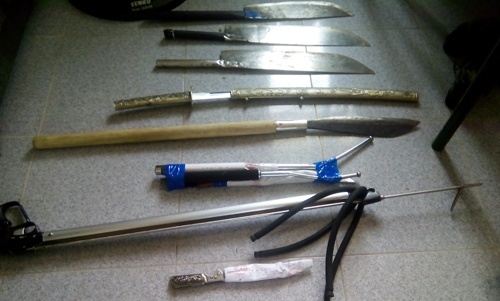 Hon chien o quan bar, 9X bi dam tu vong hinh anh